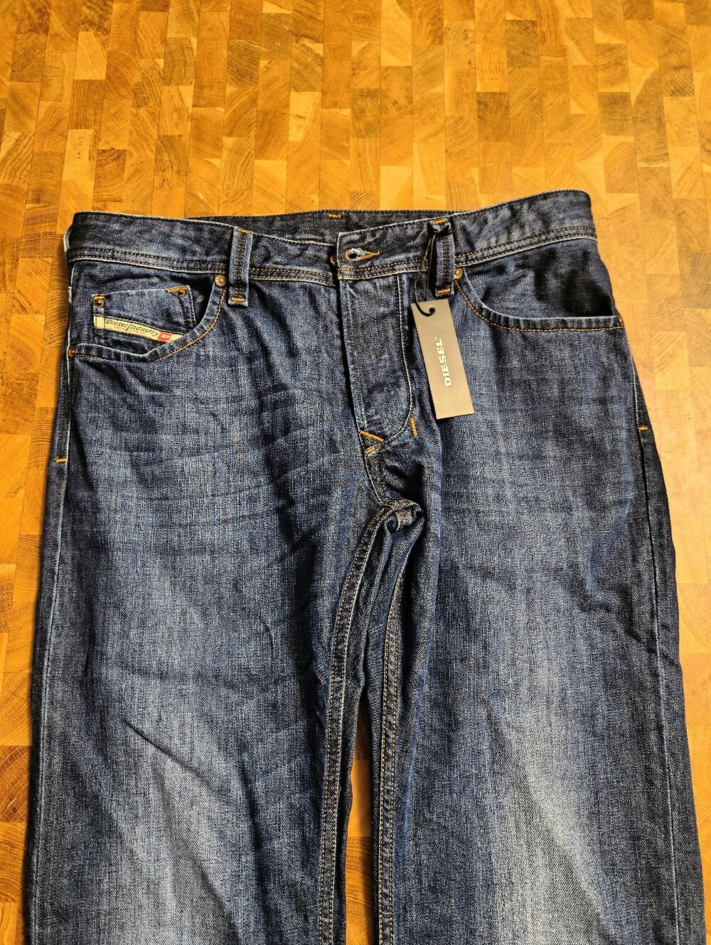 Diesel Larkee Regular Straight Fit Men's Dark Blue Denim Jeans - Brand new W Tah